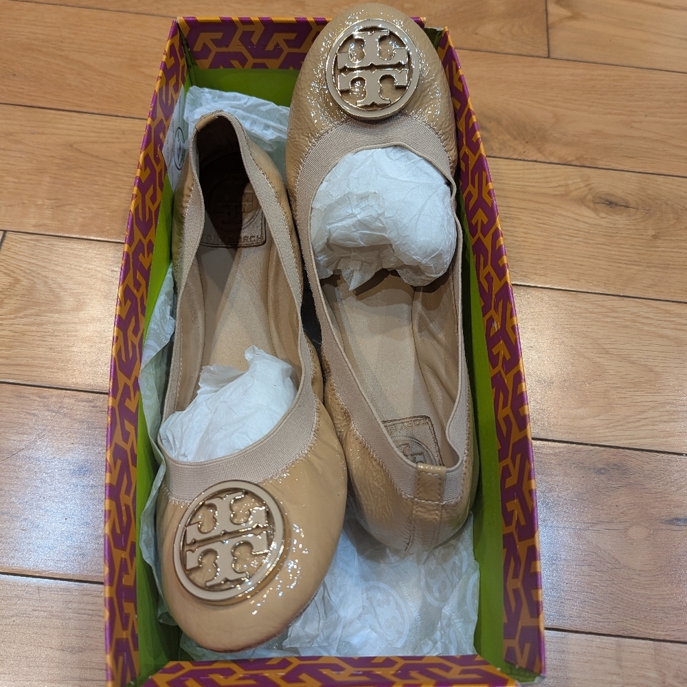 Tory Burch Beige Flats with Gold Logo